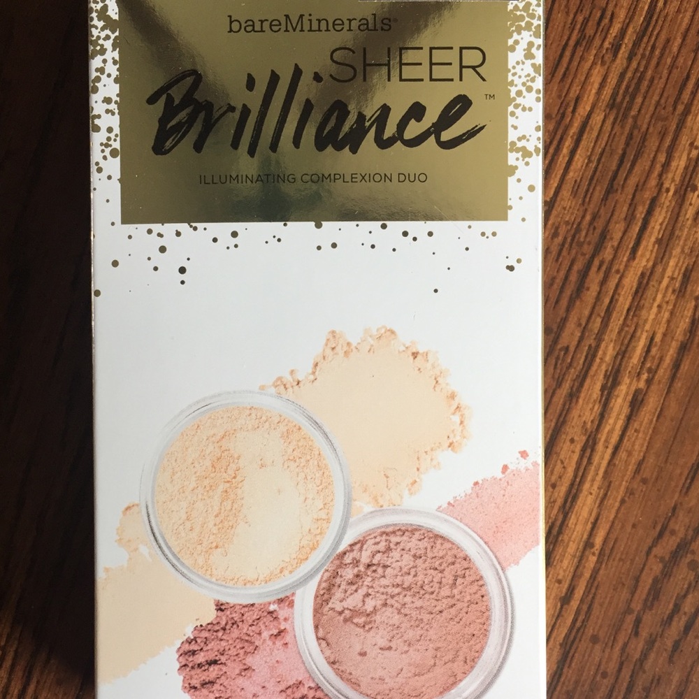 BareMinerals illuminating complexion duo